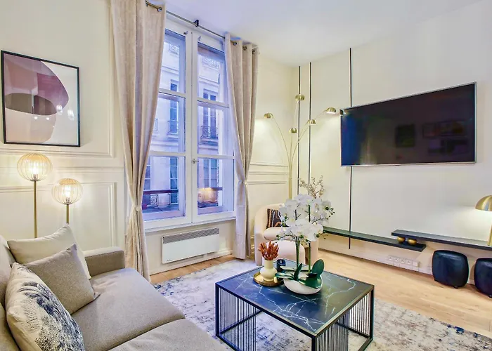 Apartament Place Des Vosges - Marais - Prime Location