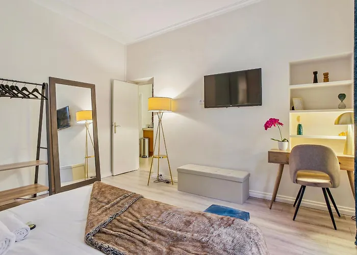 Apartament Place Des Vosges - Marais - Prime Location *